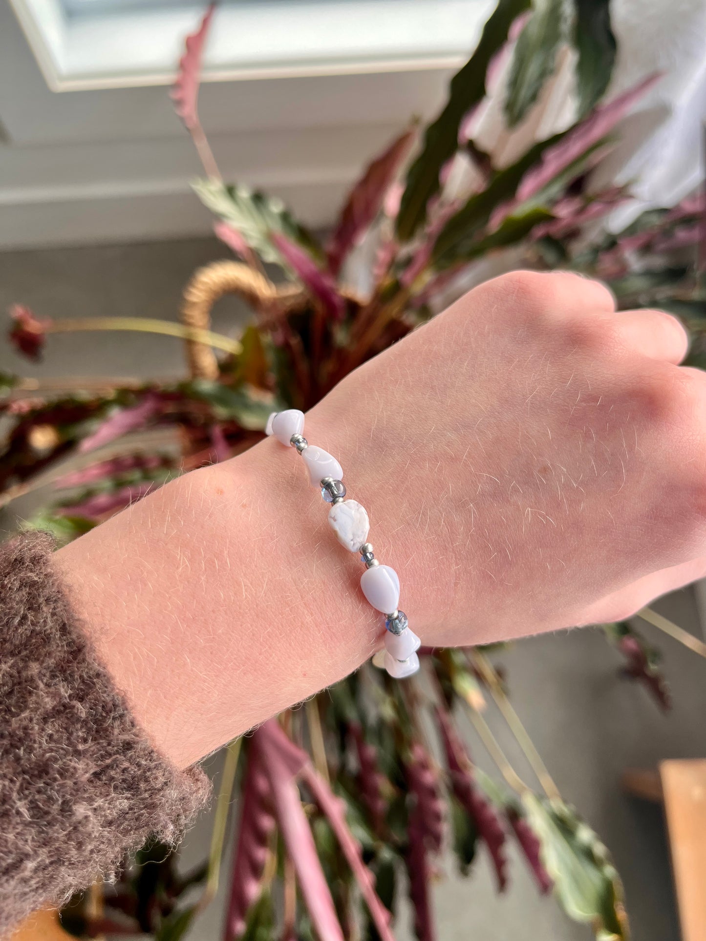 Blue lace agate gemstone bracelet