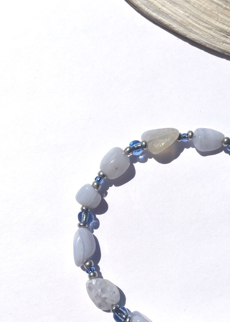 Blue lace agate gemstone bracelet